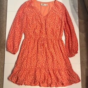 Vineyard Vines- V neck dress